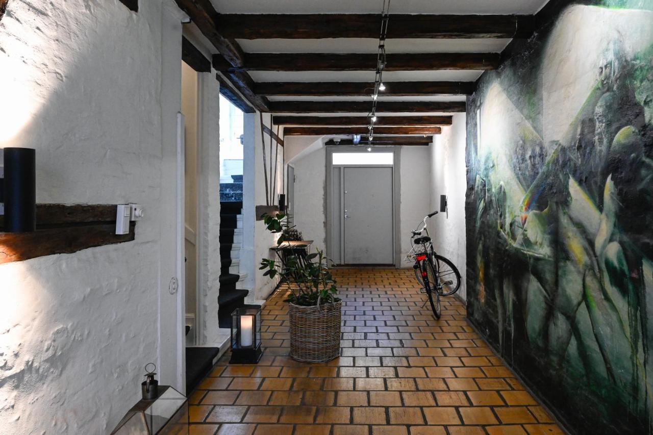 Sanders Arrow - Chic Three-Bedroom Apartment In The Middle Of Kopenhagen Bagian luar foto
